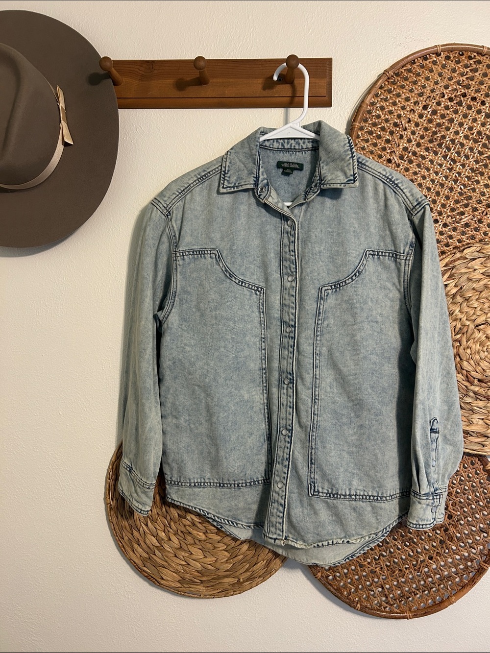Wild Fable Light Wash Denim Button-Up Shirt Size XXS